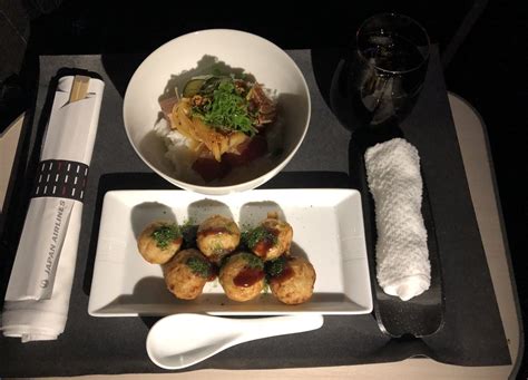 Japan Airlines 777 Business Class Review — Los Angeles to Tokyo.